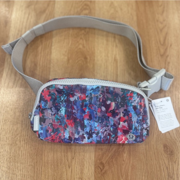 lululemon athletica Handbags - Lululemon Athletica Gray Belt Bag new with tags